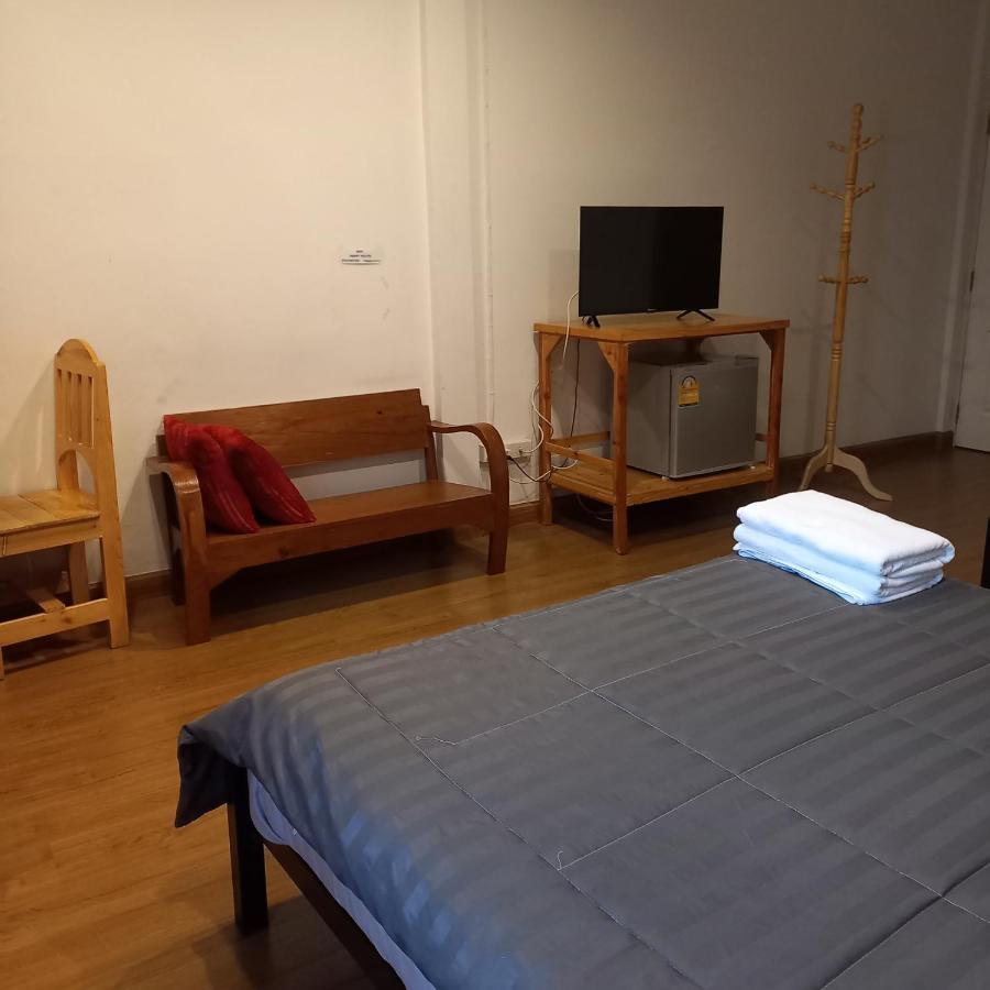 Happy Hostel Bangkok Zewnętrze zdjęcie