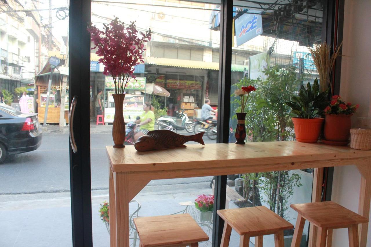 Happy Hostel Bangkok Zewnętrze zdjęcie
